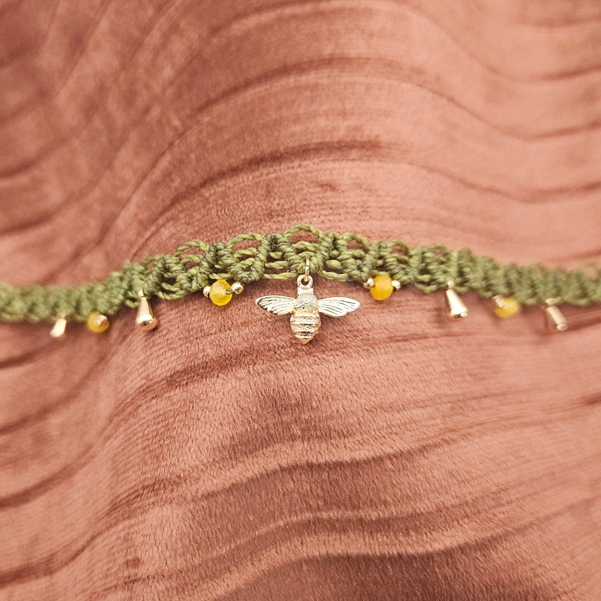 Jade | Biene | Choker